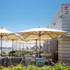 Parasol carré en bois Kotò Bangkok pour terrasse et jardin